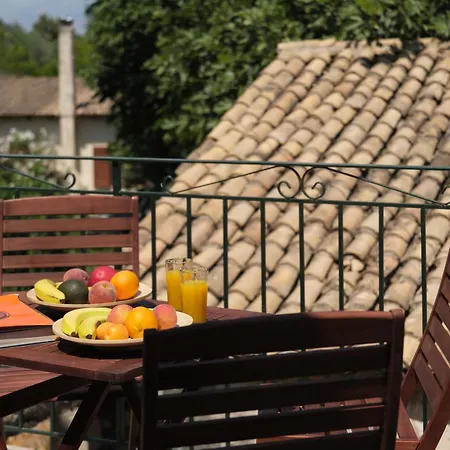 Casa Tilemachos Peritheia