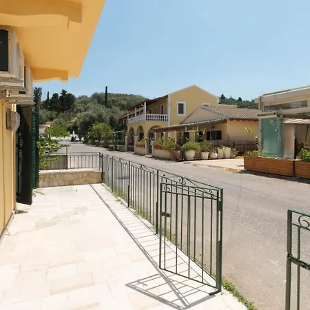 Semesterbostad Casa Tilemachos Peritheia